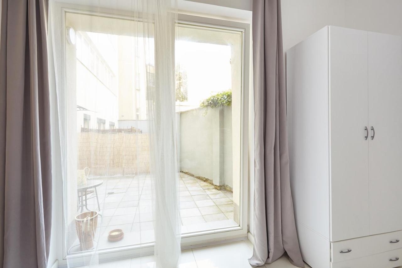 Prague Friendly Apartments In Прага Екстериор снимка