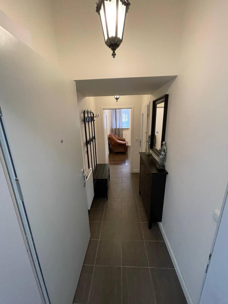 Prague Friendly Apartments In Прага Екстериор снимка