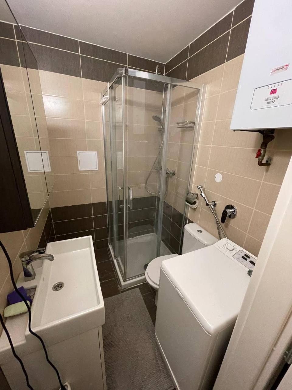 Prague Friendly Apartments In Прага Екстериор снимка