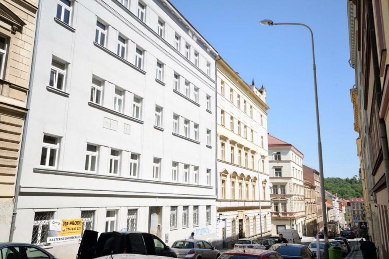 Prague Friendly Apartments In Прага Екстериор снимка
